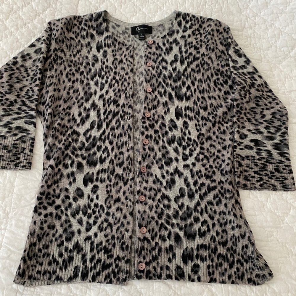 Aqua Cashmere Leopard Print 3/4 Sleeve Sweater